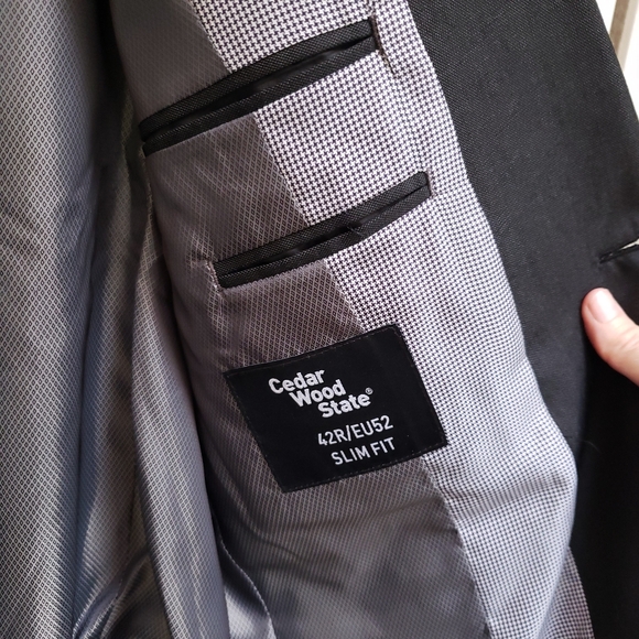 Cedarwood State Dark Gray Slim Fit Two Button Blazer Suit Jacket - Picture 7 of 8
